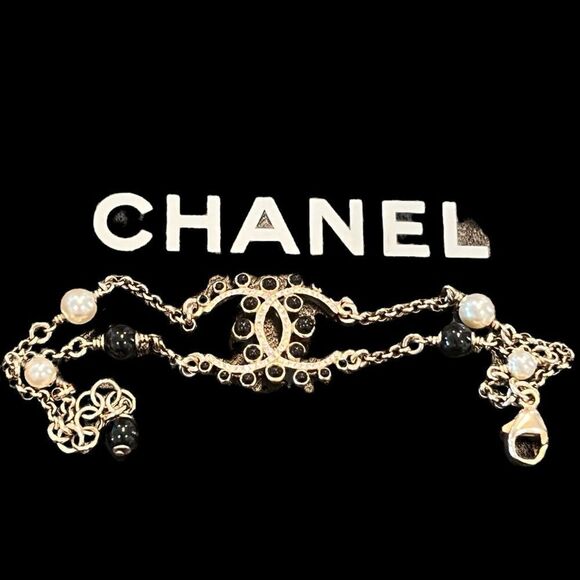 Chanel Gripoix Strass Bracelet - Picture 1 of 7